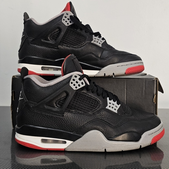 Used No Box,Size 7.5 - Jordan 4 Retro Bred Black/Fire Red Cement 2019 - Picture 2 of 11